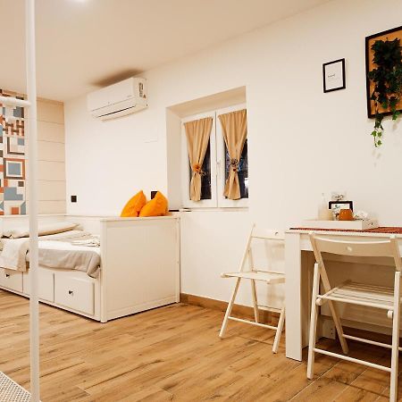 Touch&Go - Stanza Privata Con Servizi Ciampino Extérieur photo