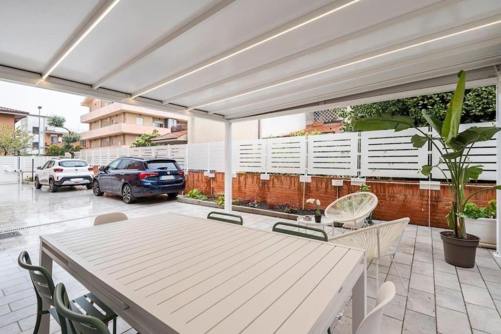 Touch&Go - Stanza Privata Con Servizi Ciampino Extérieur photo